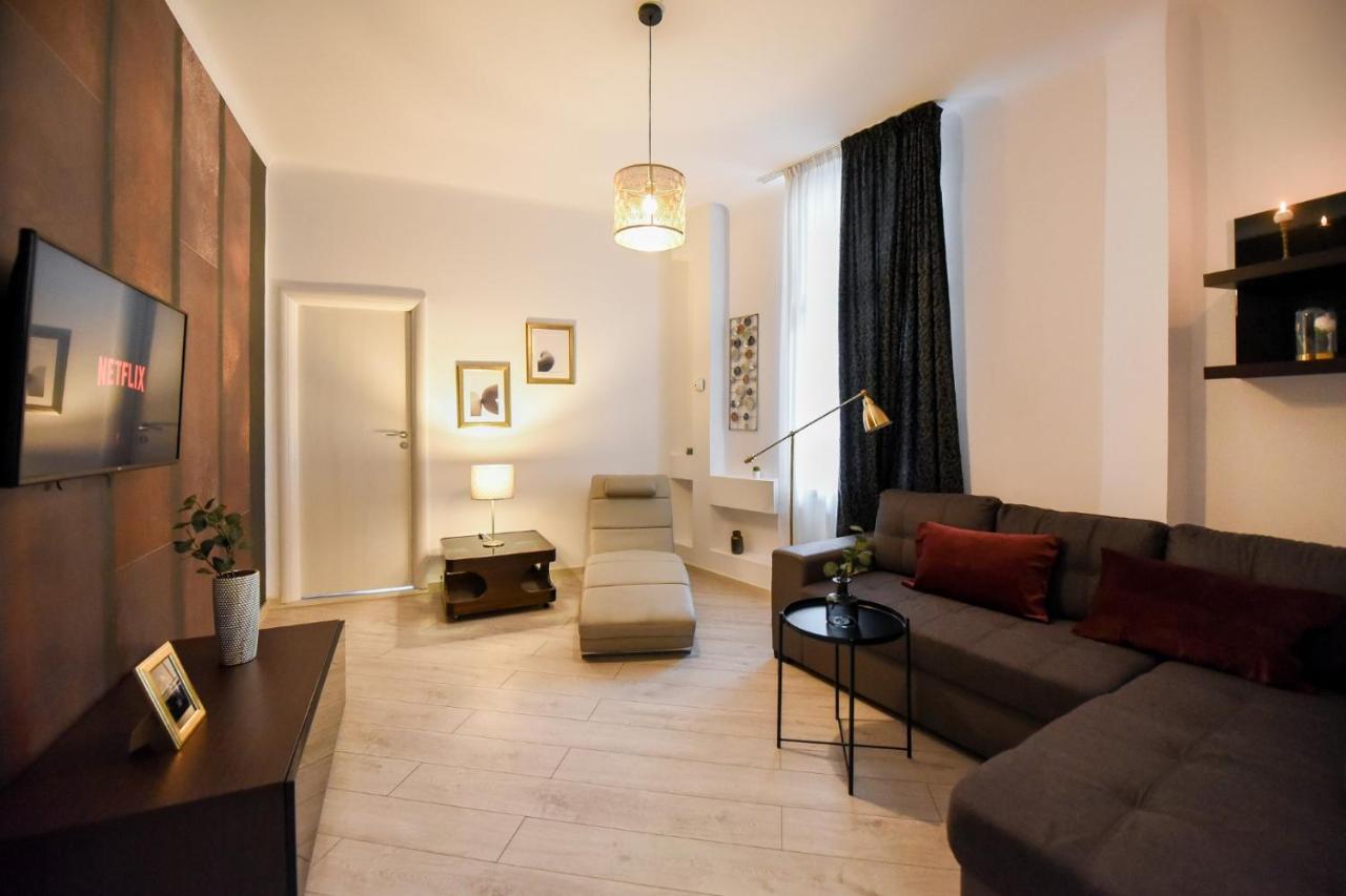 부쿠레슈티 Amazing Location & Elegant Apt - Old Town 아파트 외부 사진