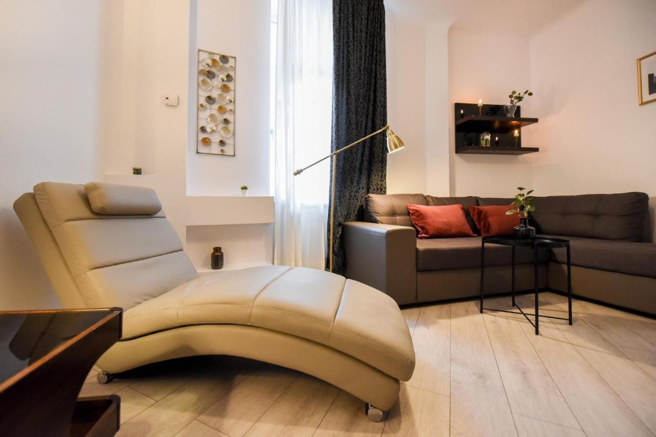 부쿠레슈티 Amazing Location & Elegant Apt - Old Town 아파트 외부 사진