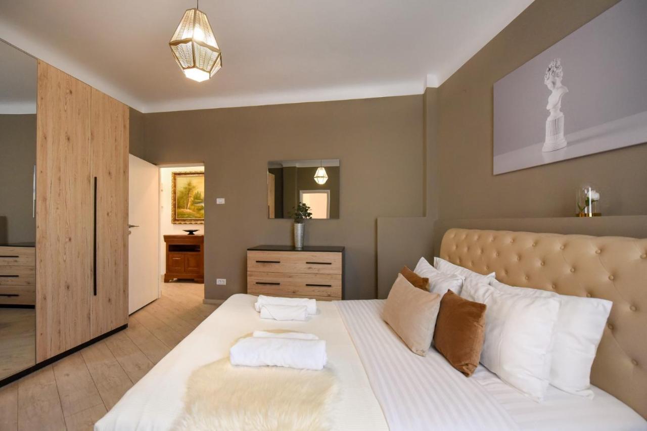 부쿠레슈티 Amazing Location & Elegant Apt - Old Town 아파트 외부 사진