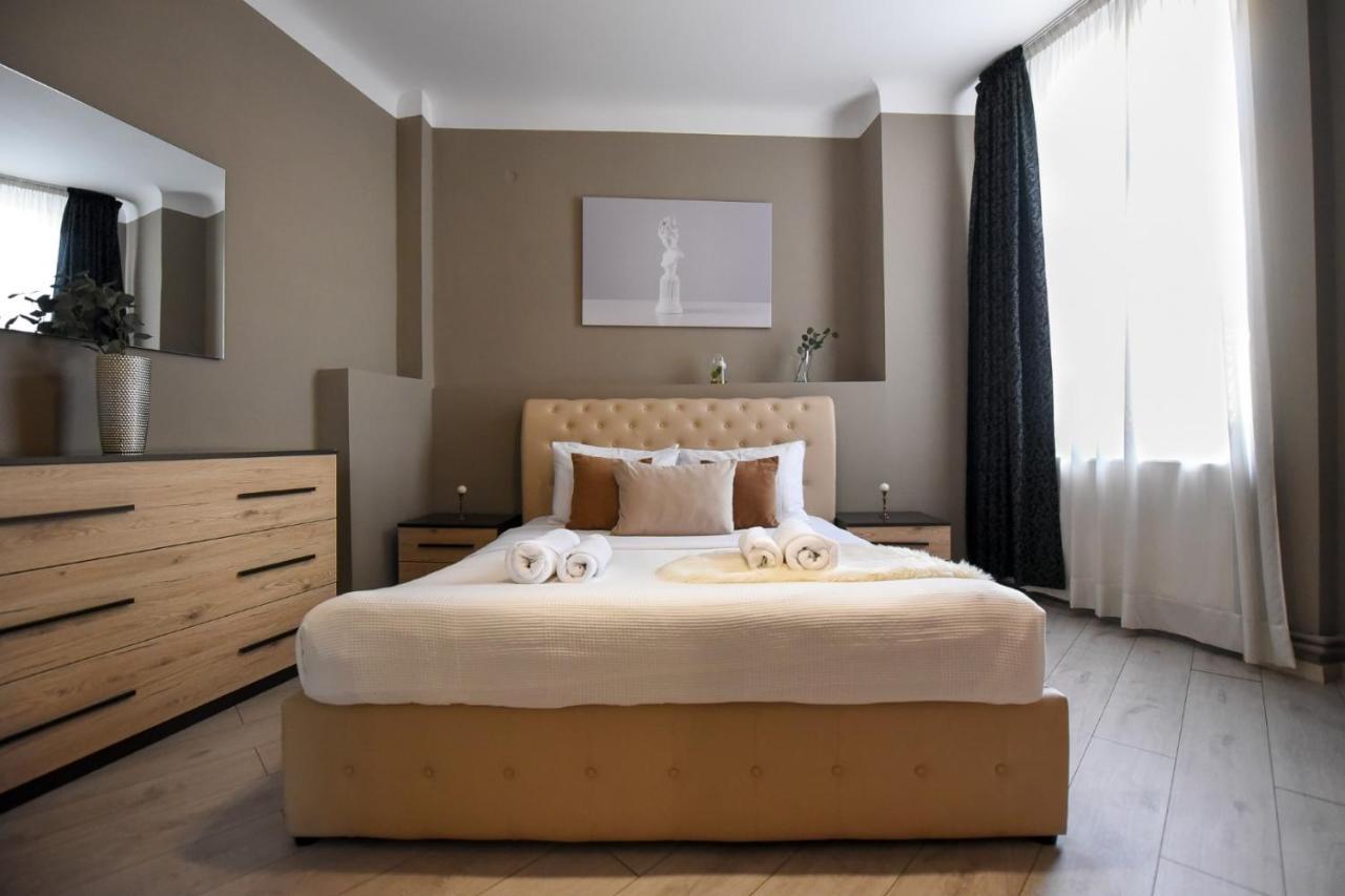 부쿠레슈티 Amazing Location & Elegant Apt - Old Town 아파트 외부 사진